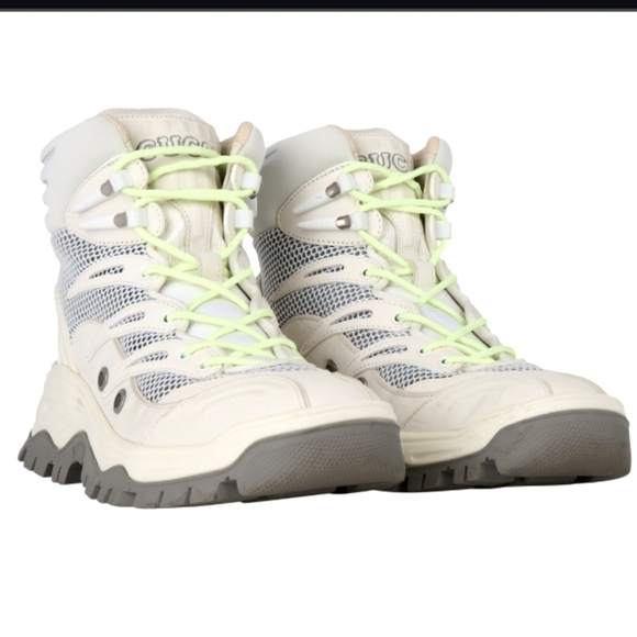 Nwb. Gucci lace up ankle boots,cream/light grey/off white,leather, fabric,rubber - Picture 10 of 10